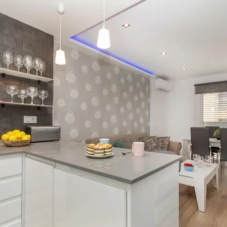 Leon By Interhome Apartment *
