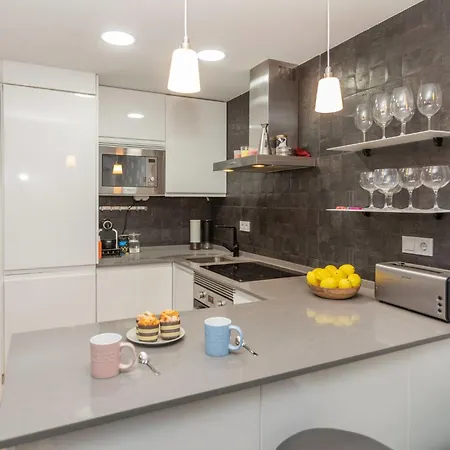 Lägenhet Leon By Interhome Lloret de Mar