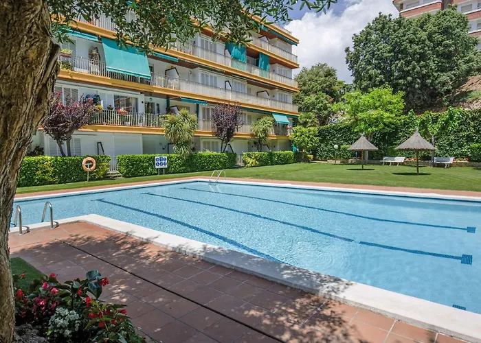 Leon By Interhome Appartamento Lloret de Mar
